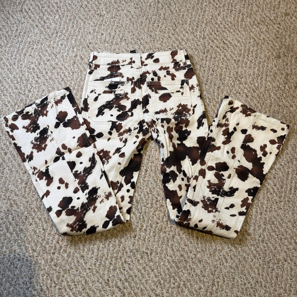 NWT Forever 21 Cow Print Flare Jeans Denim Pants Women Size 27 Brown Cream - Picture 3 of 10